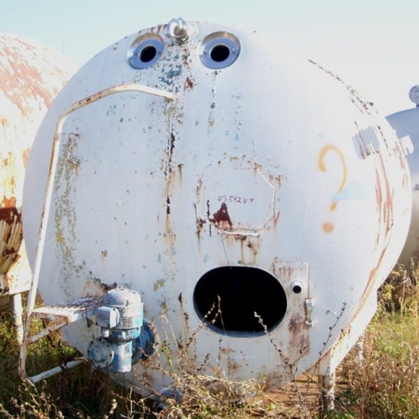 2000 GALLON CHERRY BURRELL