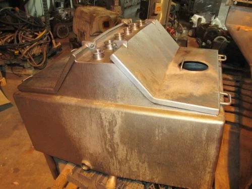110 GALLON S/S BALANCE TANK