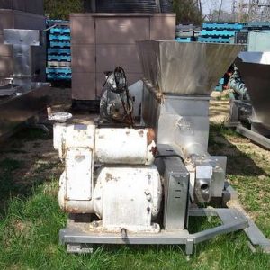 HOPPER & DUAL AUGER TRANSFER SYSTEM