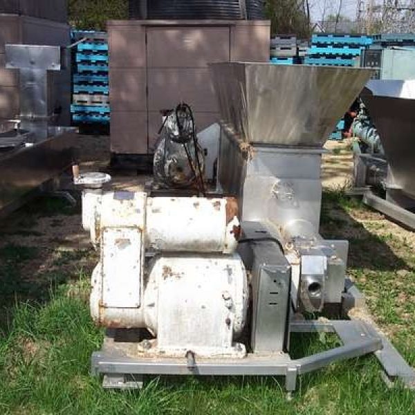 HOPPER & DUAL AUGER TRANSFER SYSTEM