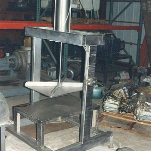 VERTICAL CHEESE PRESS
