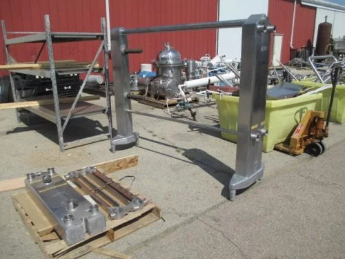APV S/S PLATE HEAT EXCHANGER