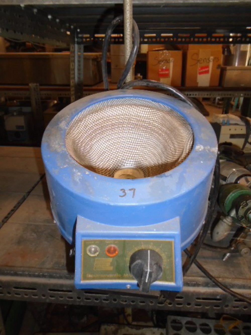 ELECTRO-THERMAL HEATING MANTLE