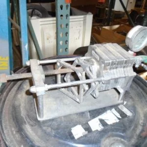 S/S LAB SIZED FILTER PRESS