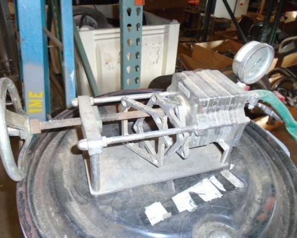 S/S LAB SIZED FILTER PRESS