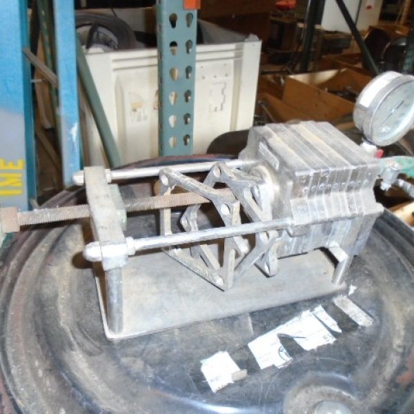 S/S LAB SIZED FILTER PRESS
