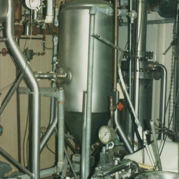 UHT PROCESSING SYSTEM BY APV CREPACO