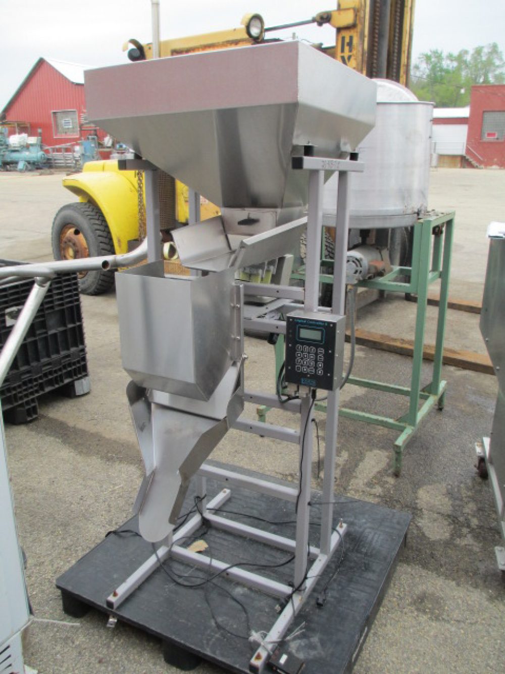 LOGICAL MACHINES PRODUCT FEEDER/FILLER