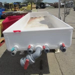 400 GALLON FIBERGLASS BRINE TANK