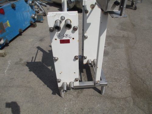 APV PLATE HEAT EXCHANGER