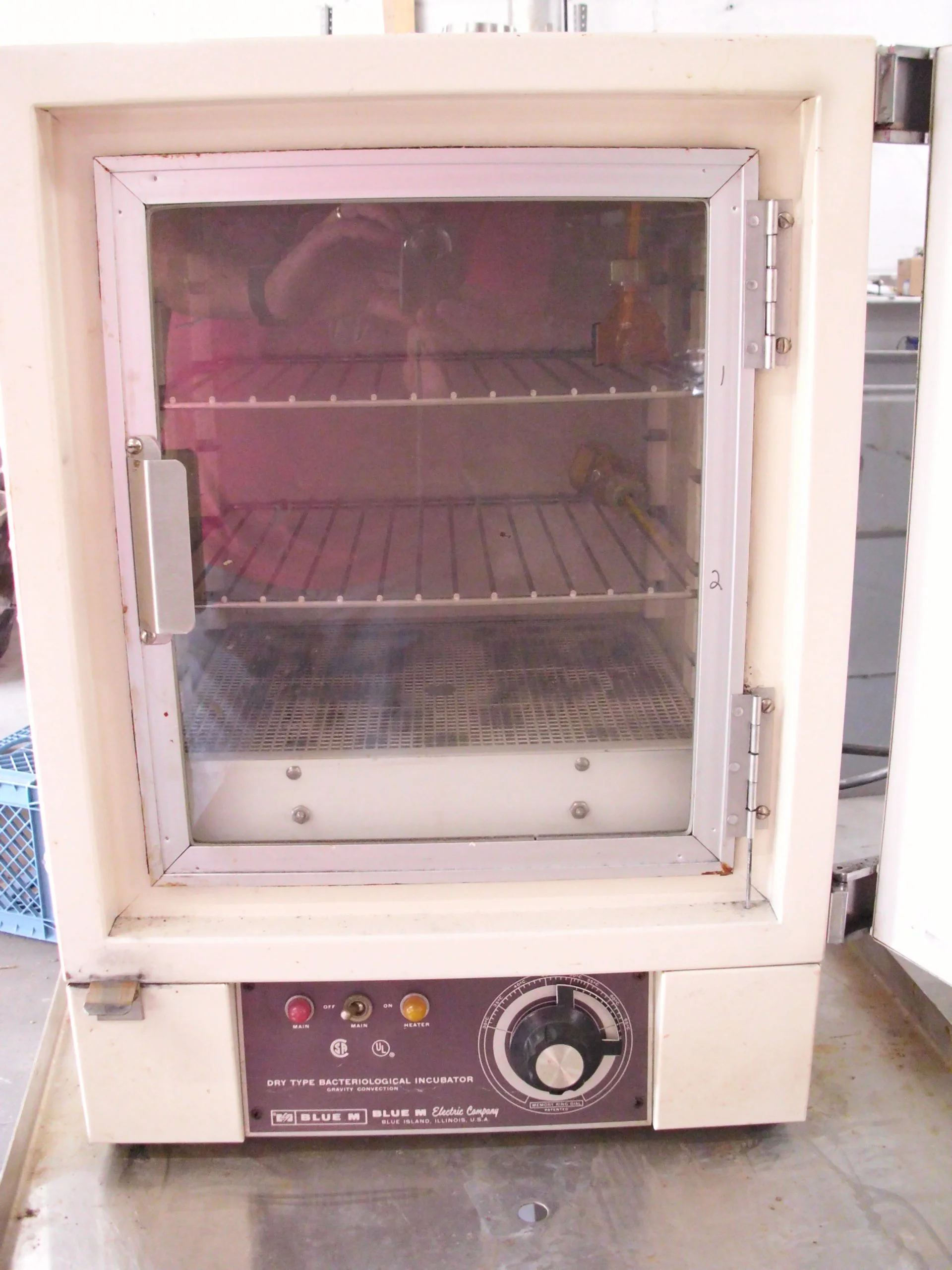 Dry Bacteriological Incubator - Image 2
