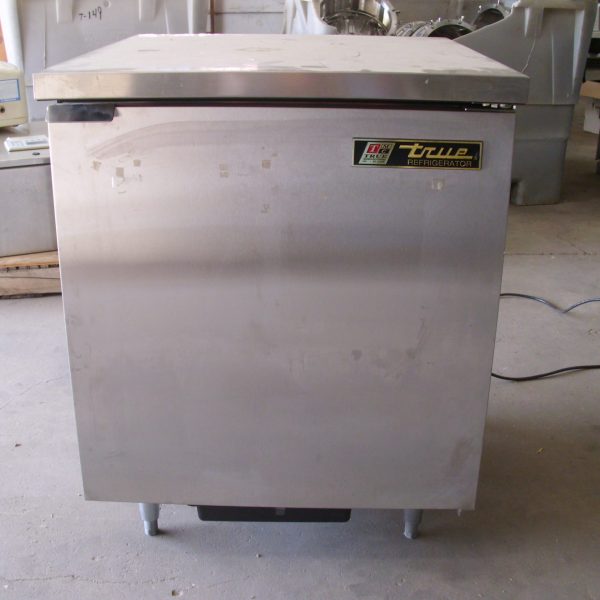 True Manufacturing Refrigerator