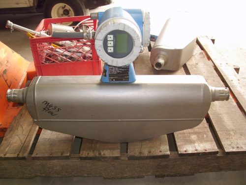 ENDRESS & HOUSER 1- 1/2" MASS MAGNETIC FLOW METER SYSTEM