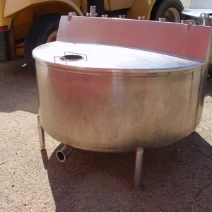 200 Gallon S/S FLOOD RIM BALANCE TANK