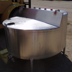 200 GALLON S/S FLOOD RIM BALANCE TANK