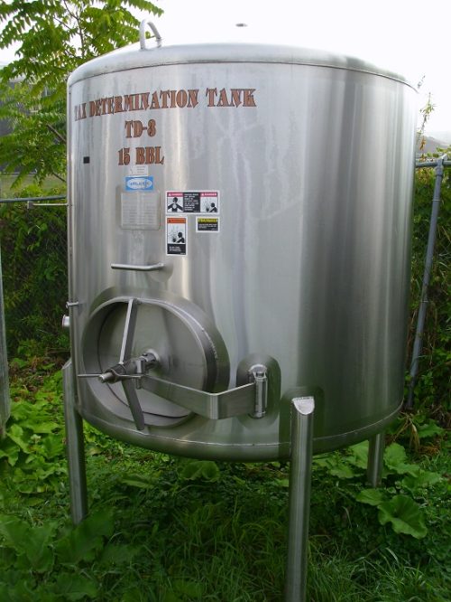 600 GALLON WALKER S/S SINGLE WALL TANK