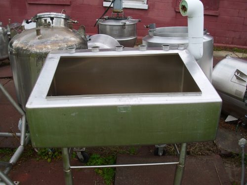 180 GALLON S/S BALANCE TANK